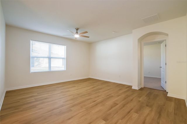 2607 SUMMERGLEN LANE, Eustis, FL 32726