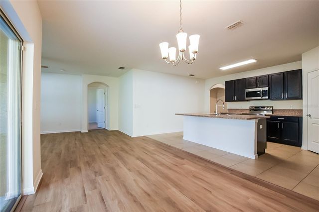 2607 SUMMERGLEN LANE, Eustis, FL 32726