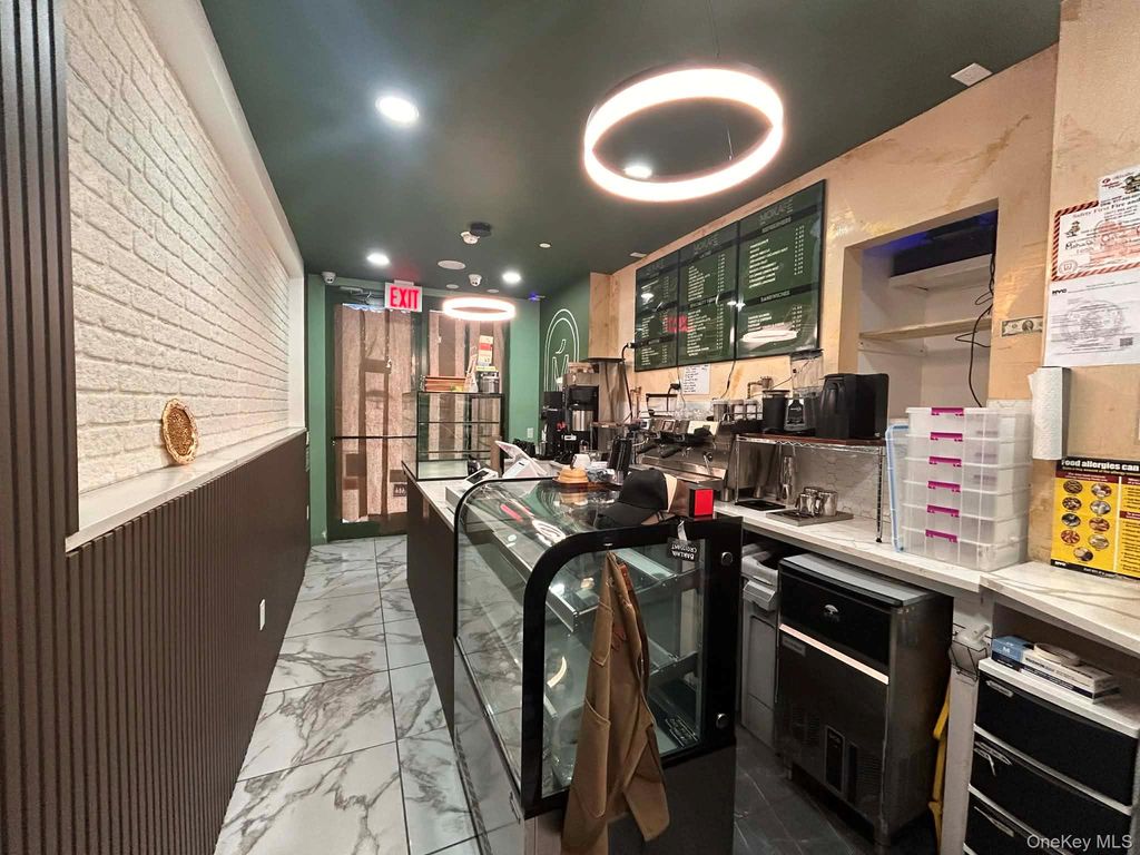 1059 Manhattan Avenue, Brooklyn, NY 11222