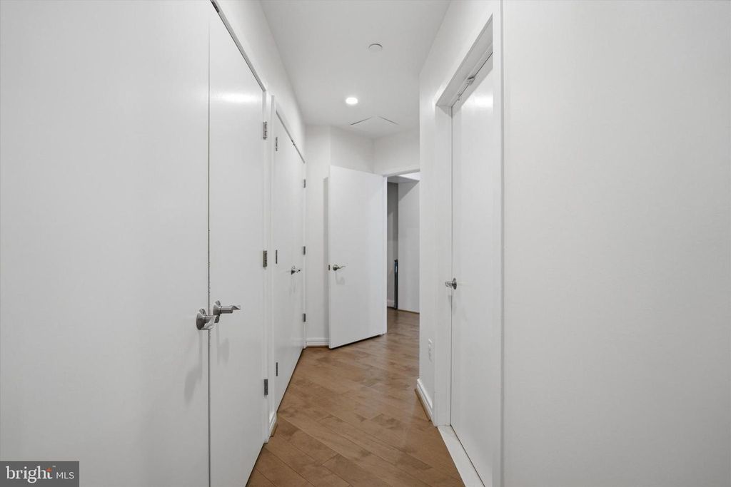 Image 28 of property listing at 190 PRESIDENTIAL BLVD #513, Bala Cynwyd, PA 19004