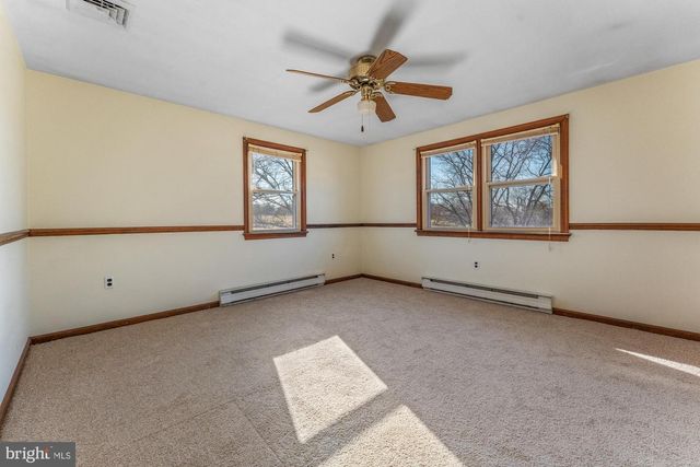 527 BETHEL CHURCH RD, Spring City, PA 19475