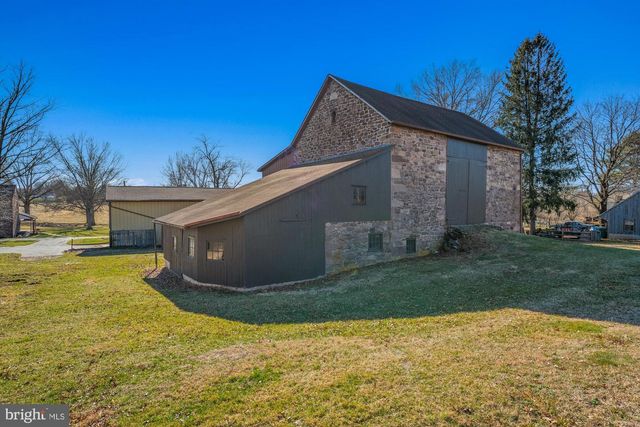 527 BETHEL CHURCH RD, Spring City, PA 19475