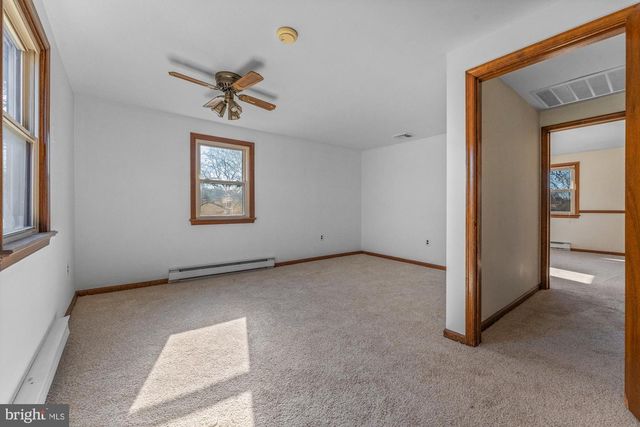 527 BETHEL CHURCH RD, Spring City, PA 19475