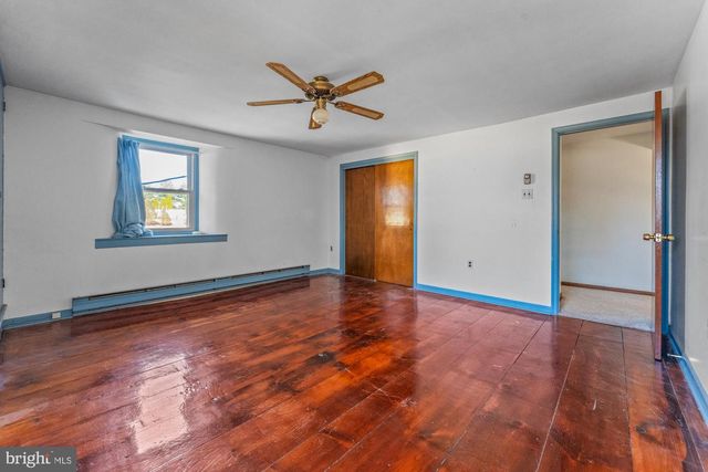 527 BETHEL CHURCH RD, Spring City, PA 19475