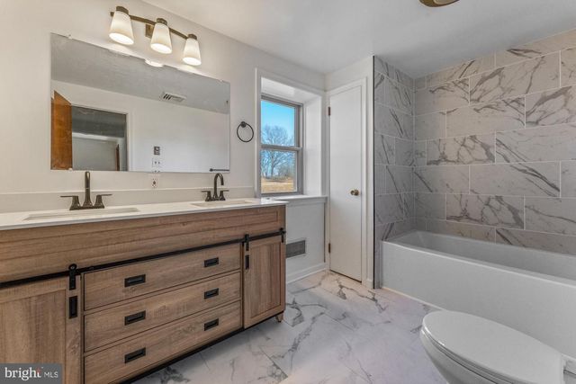 527 BETHEL CHURCH RD, Spring City, PA 19475