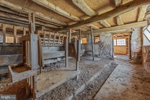 527 BETHEL CHURCH RD, Spring City, PA 19475