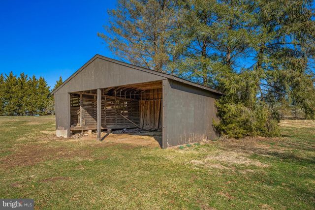 527 BETHEL CHURCH RD, Spring City, PA 19475