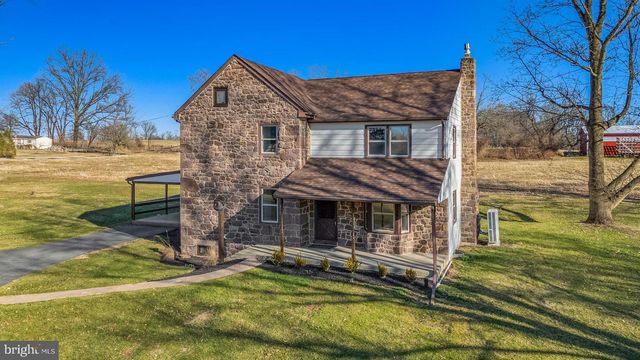 527 BETHEL CHURCH RD, Spring City, PA 19475