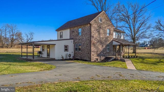 527 BETHEL CHURCH RD, Spring City, PA 19475