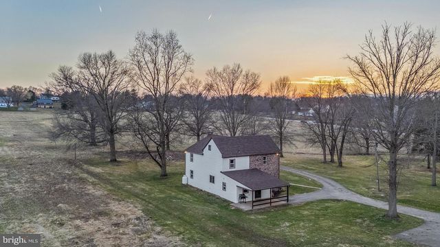 527 BETHEL CHURCH RD, Spring City, PA 19475