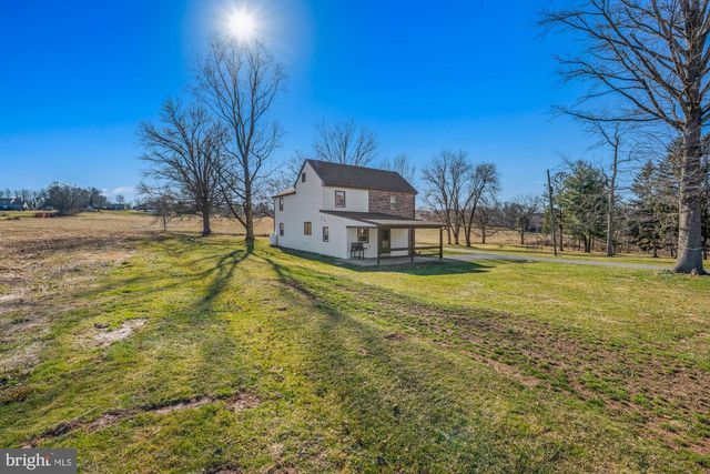 527 BETHEL CHURCH RD, Spring City, PA 19475