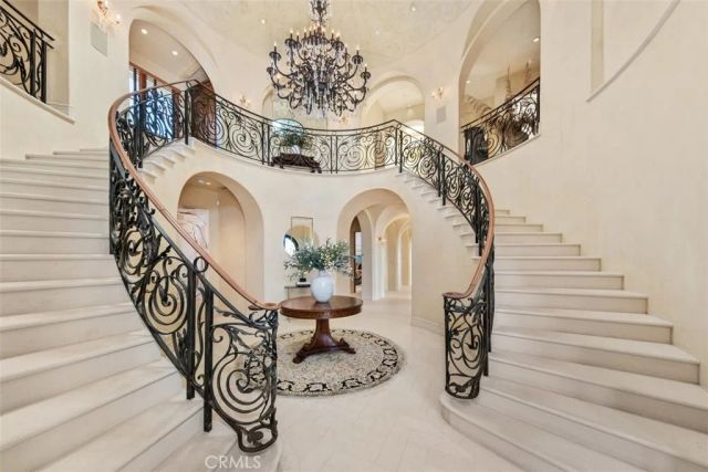 32040 Cape Point Drive, Rancho Palos Verdes, CA 90275