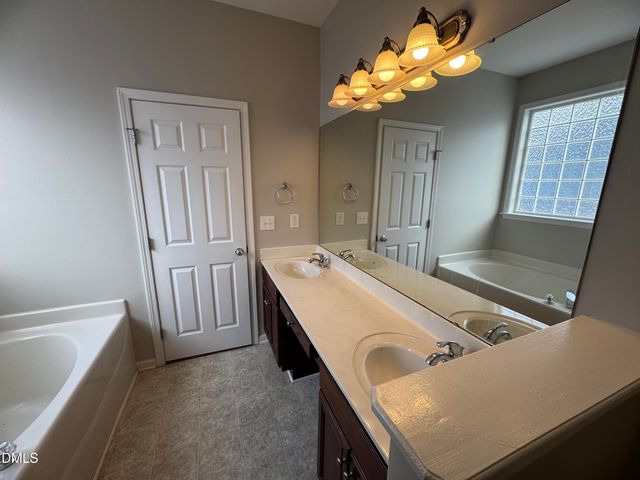 9305 Doss Court, Wake Forest, NC 27587