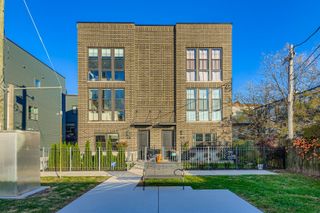 4446 S Drexel Boulevard B, Chicago, IL 60653