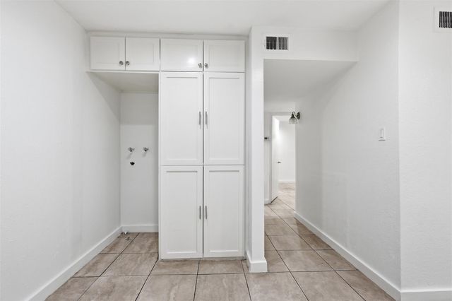 7200 Clarewood Drive 1700, Houston, TX 77036
