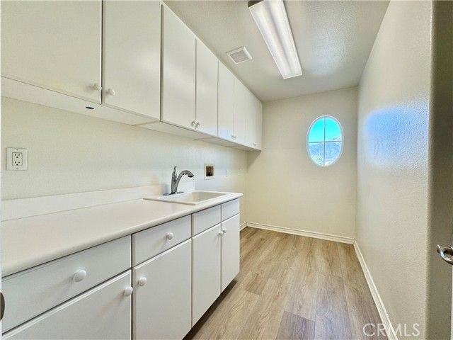 15621 Pisa Lane, Fontana, CA 92336