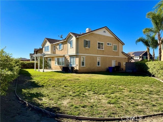 15621 Pisa Lane, Fontana, CA 92336