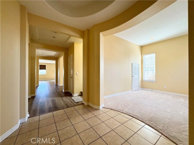 15621 Pisa Lane, Fontana, CA 92336