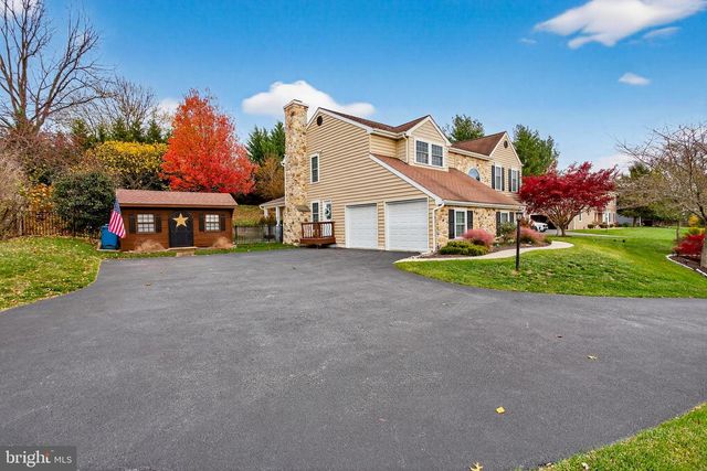 1215 KILLINGTON CIR, West Chester, PA 19380