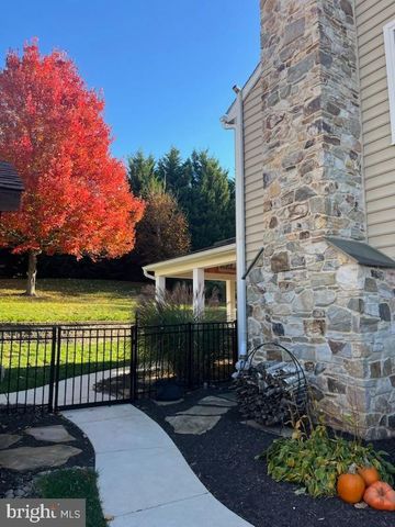 1215 KILLINGTON CIR, West Chester, PA 19380