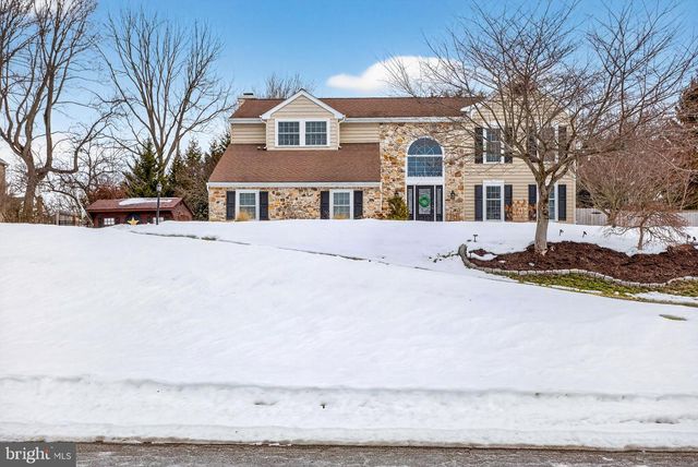 1215 KILLINGTON CIR, West Chester, PA 19380