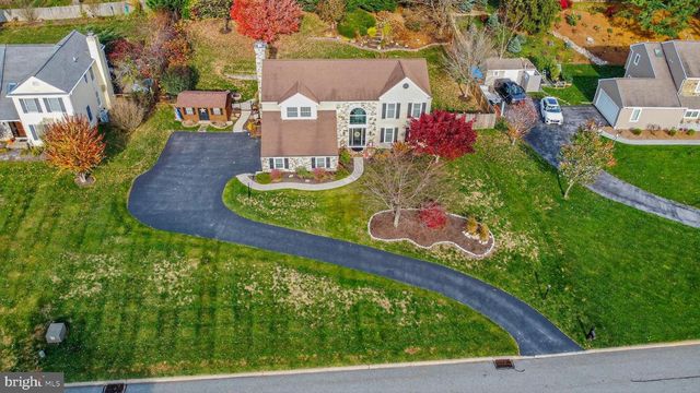 1215 KILLINGTON CIR, West Chester, PA 19380