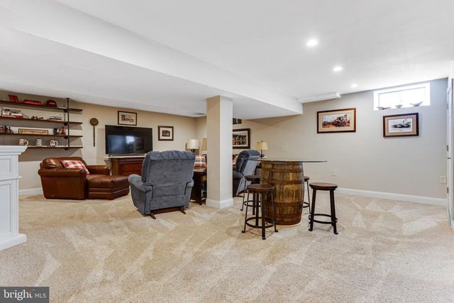 1215 KILLINGTON CIR, West Chester, PA 19380