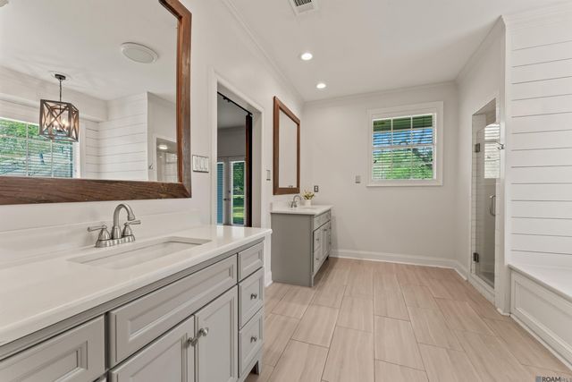 10222 Sagefield Dr, Baton Rouge, LA 70818