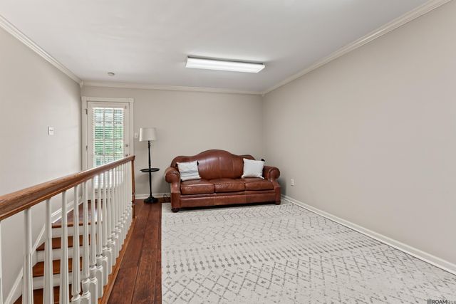 10222 Sagefield Dr, Baton Rouge, LA 70818