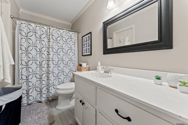 10222 Sagefield Dr, Baton Rouge, LA 70818