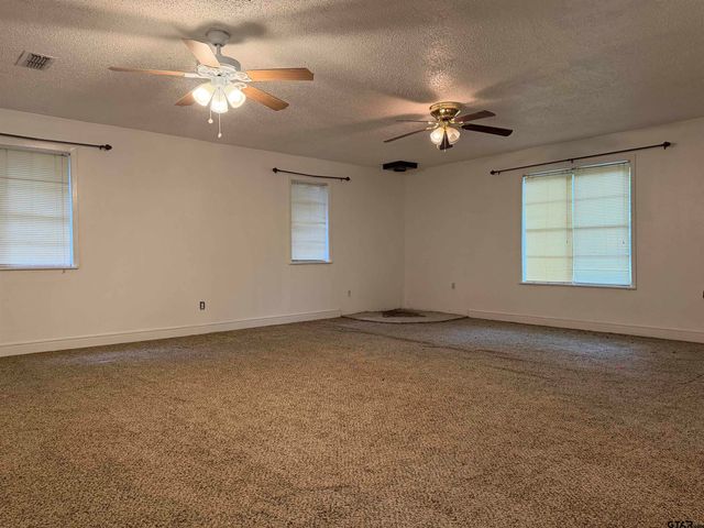 13736 C R 1188, Tyler, TX 75709