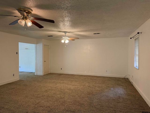 13736 C R 1188, Tyler, TX 75709