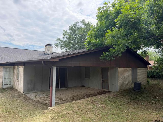 13736 C R 1188, Tyler, TX 75709