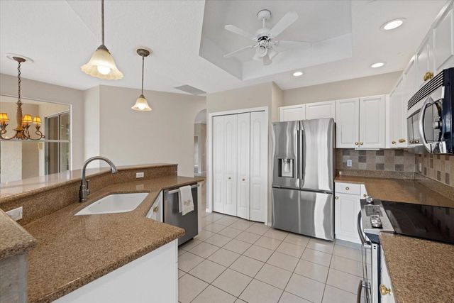 8967 GREY OAKS AVENUE, Sarasota, FL 34238