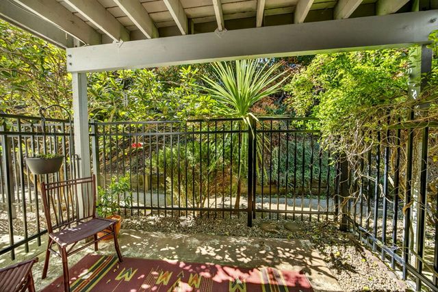 495 Chestnut Street 23, Ashland, OR 97520