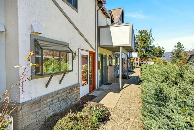 495 Chestnut Street 23, Ashland, OR 97520