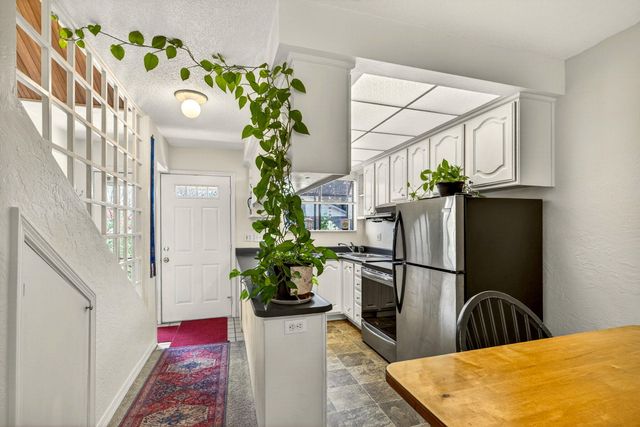 495 Chestnut Street 23, Ashland, OR 97520