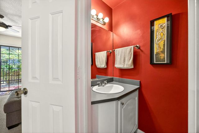 495 Chestnut Street 23, Ashland, OR 97520