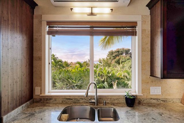 2180 Auina Pl, Kihei, HI 96753