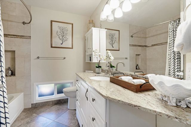 2180 Auina Pl, Kihei, HI 96753