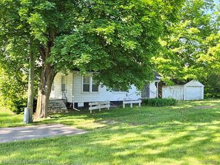 9512 McCrone Road, Augusta Charter Township, MI 48160