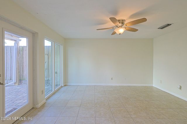 327 SCENIC POINT Lane, Fleming Island, FL 32003