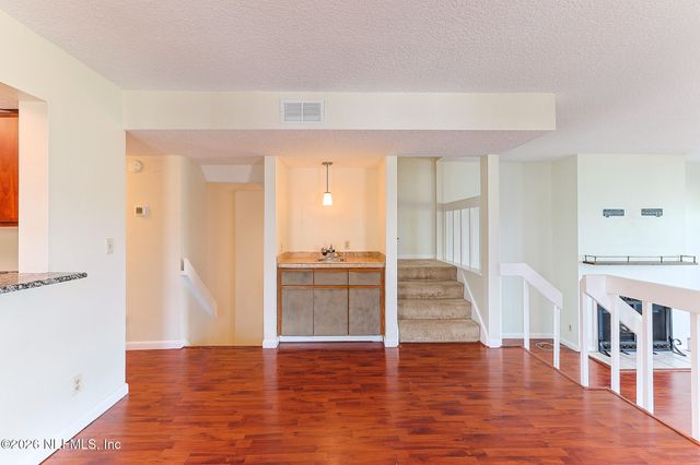 327 SCENIC POINT Lane, Fleming Island, FL 32003