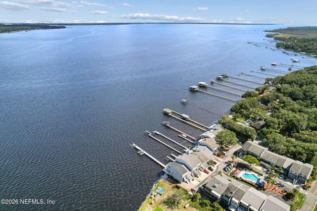 327 SCENIC POINT Lane, Fleming Island, FL 32003