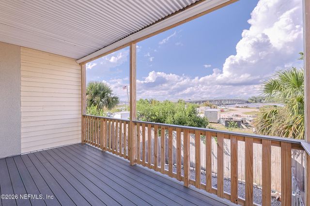 327 SCENIC POINT Lane, Fleming Island, FL 32003