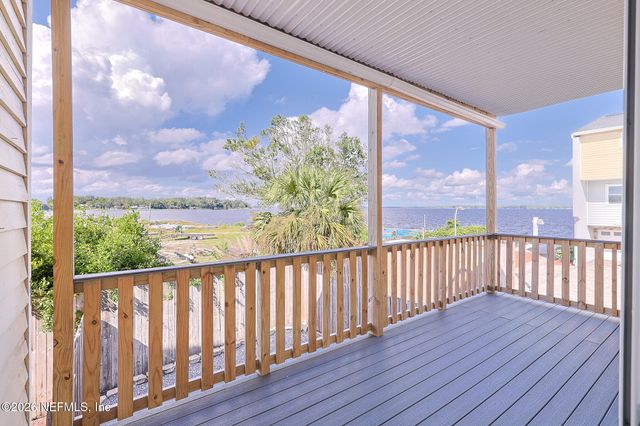 327 SCENIC POINT Lane, Fleming Island, FL 32003
