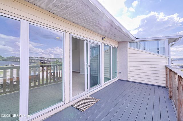 327 SCENIC POINT Lane, Fleming Island, FL 32003