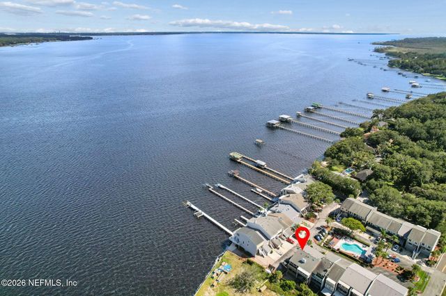 327 SCENIC POINT Lane, Fleming Island, FL 32003