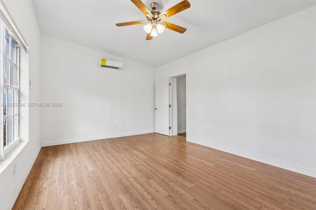 1045 NW 115th St, Miami, FL 33168