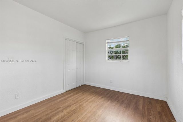 1045 NW 115th St, Miami, FL 33168